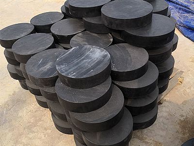 兴安区板式橡胶支座由若干层橡胶片与薄钢板经加压硫化